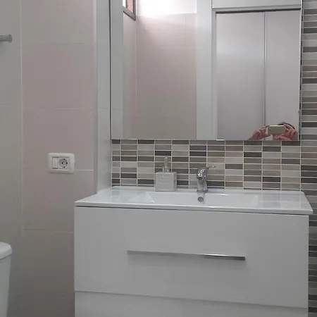 公寓 Olimpia Apartement 阿德耶
